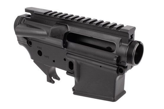 Geissele AR15 Receiver Set features an M4 flat top picatinny rail
